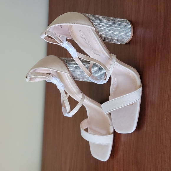 💙2xHP💙 Cathy Din Yamka-9 Nude Open-Toe Rhinestone Block Heels 10 - Picture 13 of 16